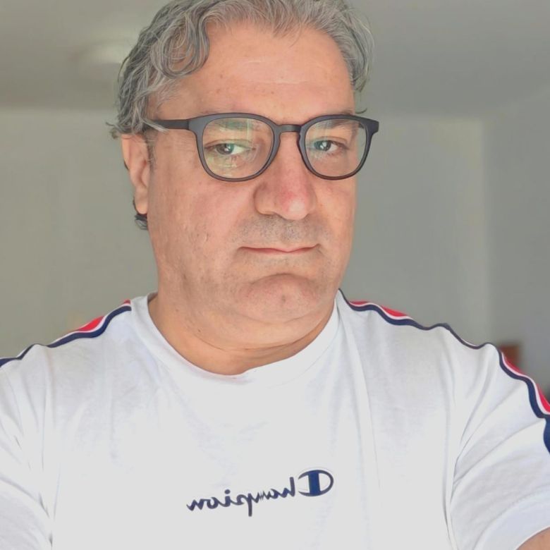 Arri Khoshnam
